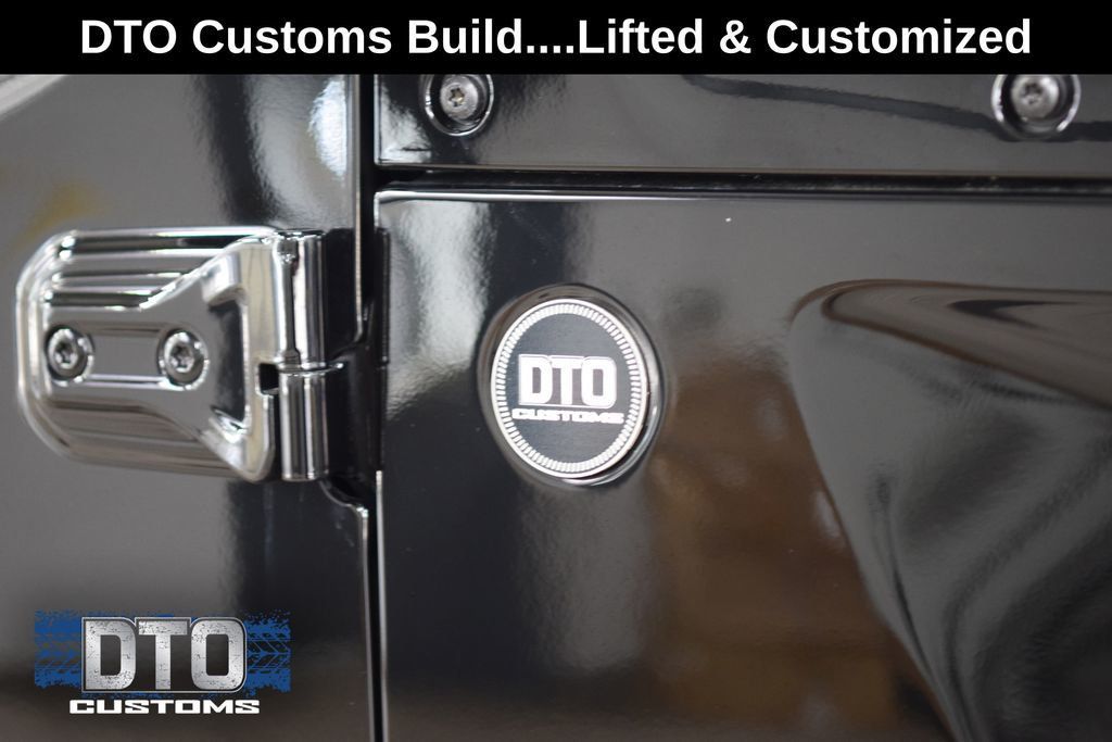 2026 Jeep Wrangler Sport S - 23022253 - 14