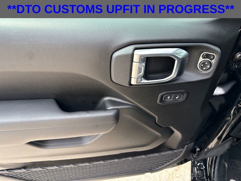 2026 Jeep Wrangler Sport S - 23022253 - 15