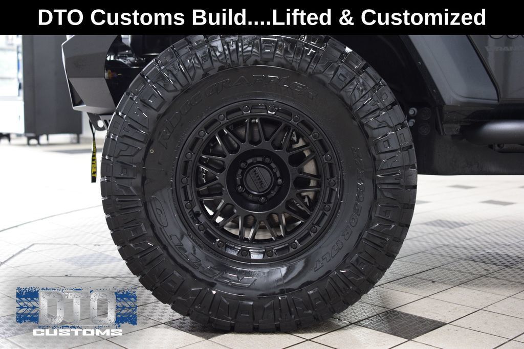 2026 Jeep Wrangler Sport S - 23022253 - 24