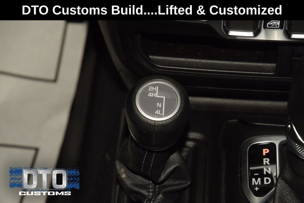 2026 Jeep Wrangler Sport S - 23022253 - 30