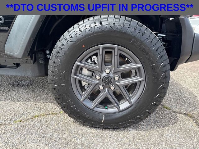 2026 Jeep Wrangler Sport S - 23022253 - 7