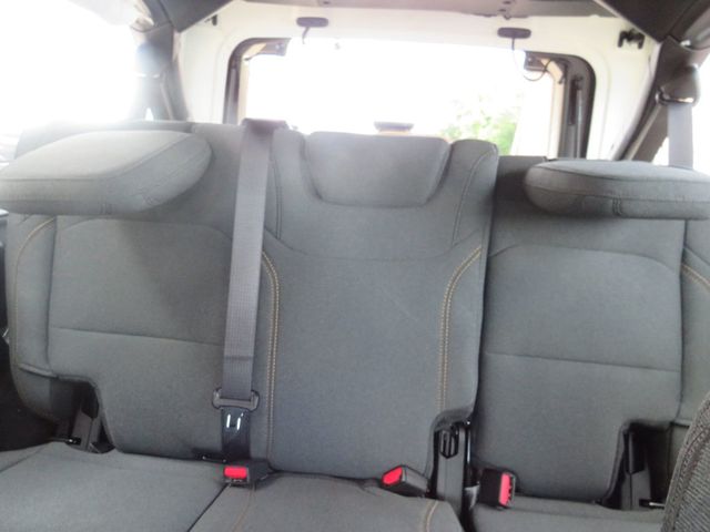 2026 Jeep Wrangler Sport S 4 Door 4x4 - 23056772 - 12