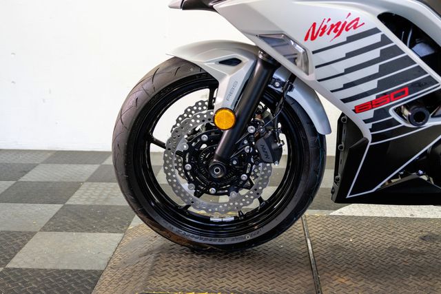 2026 KAWASAKI NINJA 650 ABS LOW MILE SPORT BIKE! - 23092979 - 17