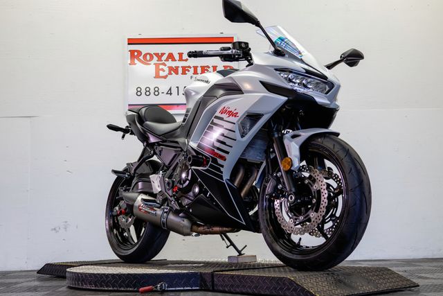 2026 KAWASAKI NINJA 650 ABS LOW MILE SPORT BIKE! - 23092979 - 2