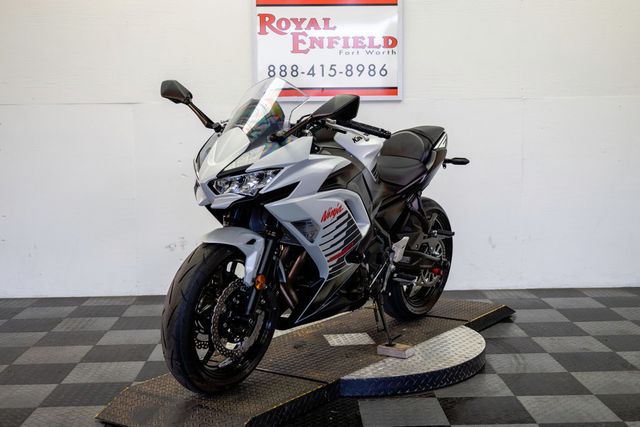 2026 KAWASAKI NINJA 650 ABS LOW MILE SPORT BIKE! - 23092979 - 4