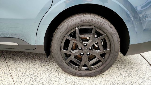 2026 Kia Carnival Hybrid SX FWD w/ Dark Edition Package - 23085558 - 8