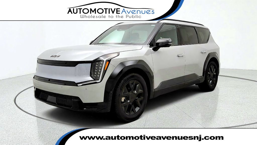 2026 Kia EV9 Land AWD w/ Nightfall Edition Package - 23075586 | Video 1