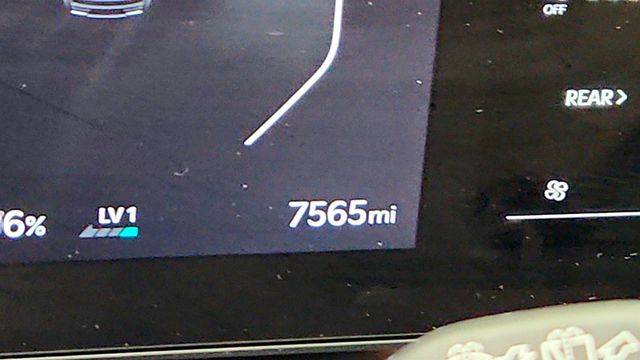 2026 Kia EV9 Land AWD w/ Nightfall Edition Package - 23075586 - 13