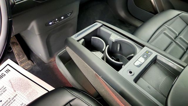 2026 Kia EV9 Land AWD w/ Nightfall Edition Package - 23075586 - 14
