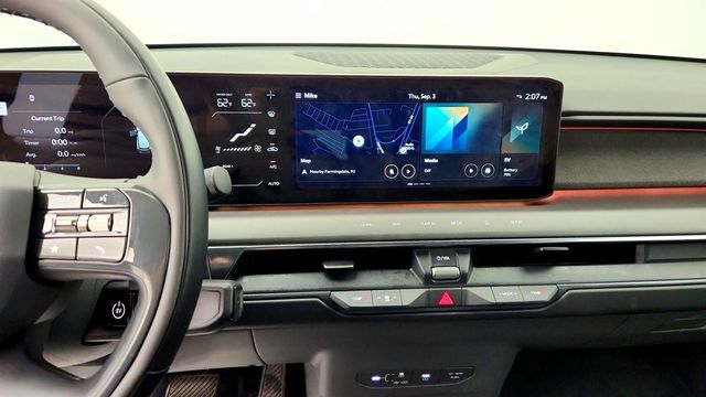 2026 Kia EV9 Land AWD w/ Nightfall Edition Package - 23075586 - 15