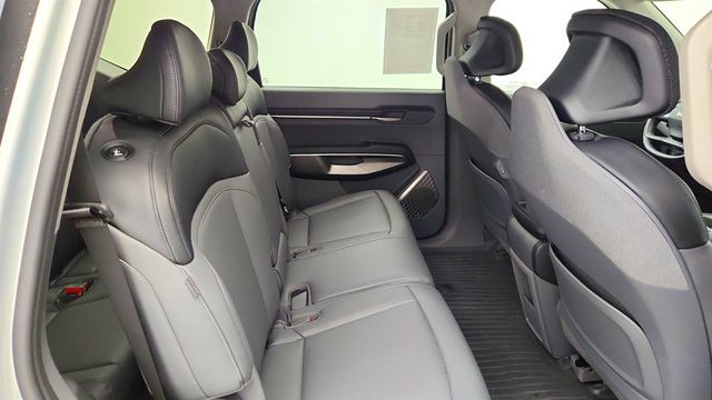 2026 Kia EV9 Light Short Range RWD - 23012902 - 22