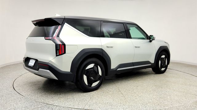 2026 Kia EV9 Light Short Range RWD - 23012902 - 4