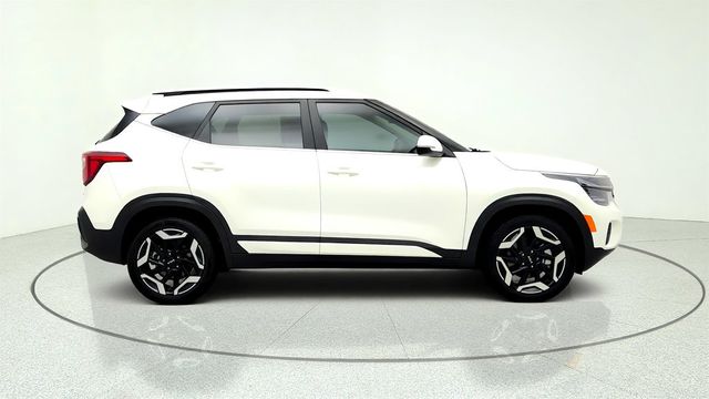 2026 Kia Seltos SX AWD w/ Power Sunroof, Ventilated Seats & Digital Key - 23032569 - 3