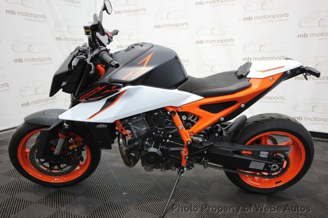 2026 KTM 990 Duke R Sport - 23033995 - 2