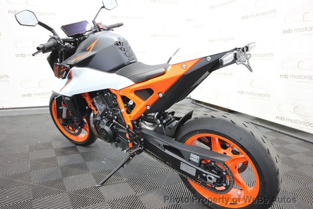 2026 KTM 990 Duke R Sport - 23033995 - 3