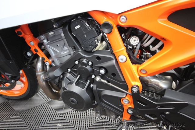 2026 KTM 990 Duke R Sport - 23033995 - 6
