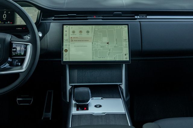 2026 Land Rover Range Rover P400 SE SWB - 22998950 - 17