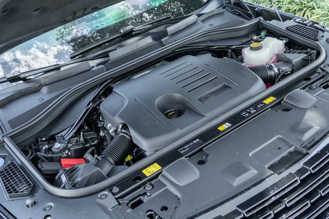 2026 Land Rover Range Rover P400 SE SWB - 22998950 - 34