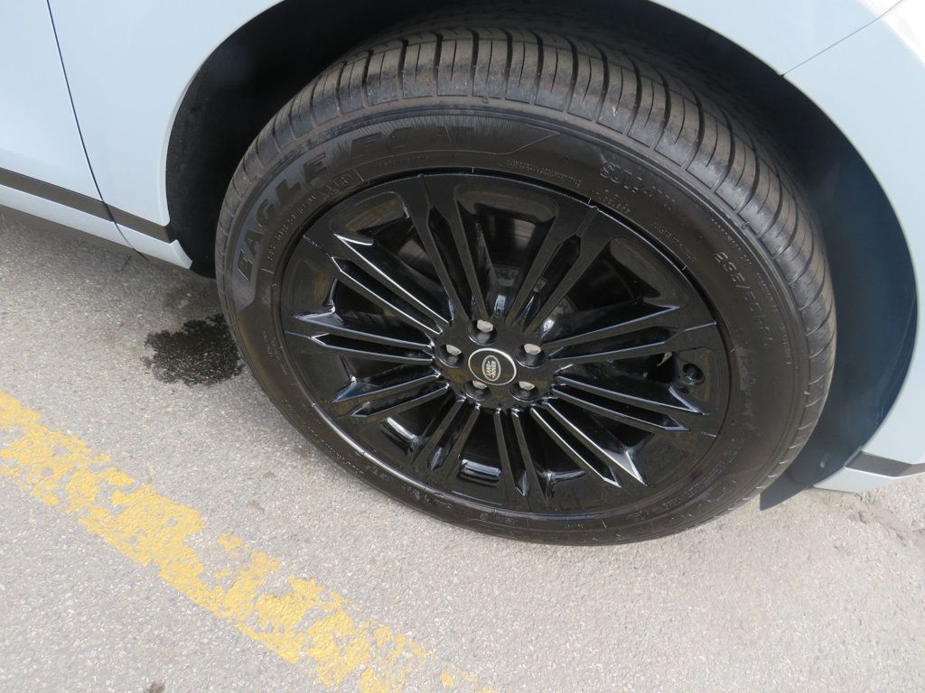 Land Rover Range Rover Evoque photo 21