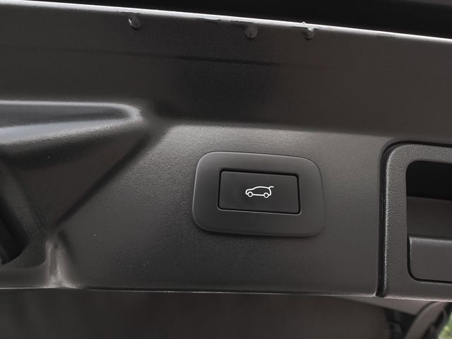 2026 Land Rover Range Rover Velar S - 23076314 - 46