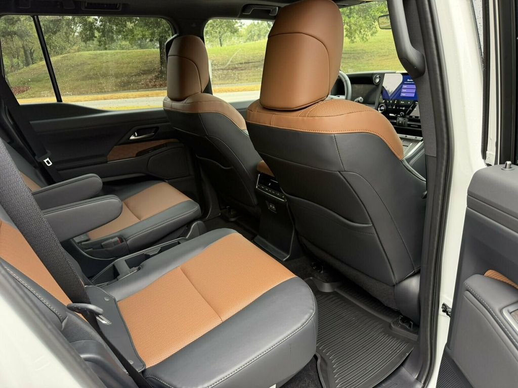 2026 Lexus GX GX 550 Premium+ 4WD - 23089872 - 35