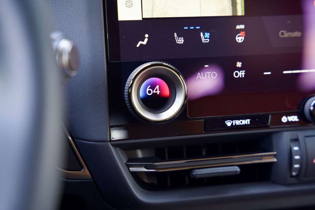 2026 Lexus GX Local Trade/Premium Plus/Heated&CooledSeats/Heads Up Display/NAV - 23028816 - 29