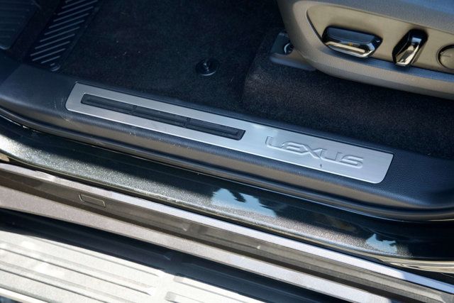 2026 Lexus GX Local Trade/Premium Plus/Heated&CooledSeats/Heads Up Display/NAV - 23028816 - 39