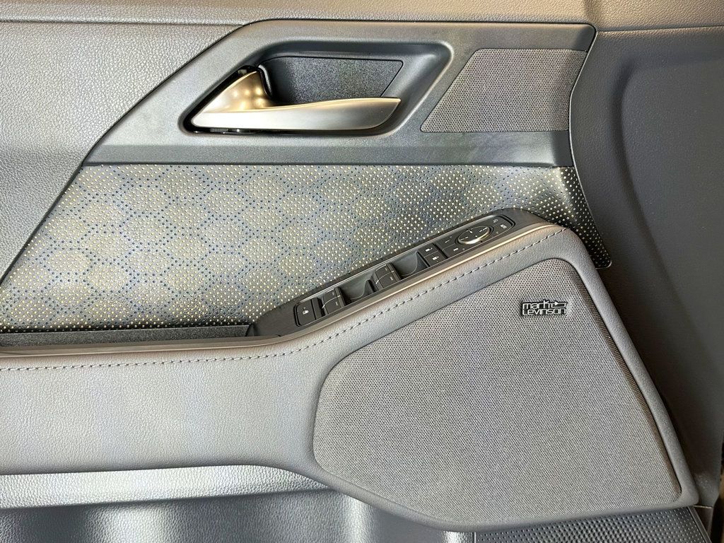 2026 Lexus GX LUXURY +  - 23058456 - 21