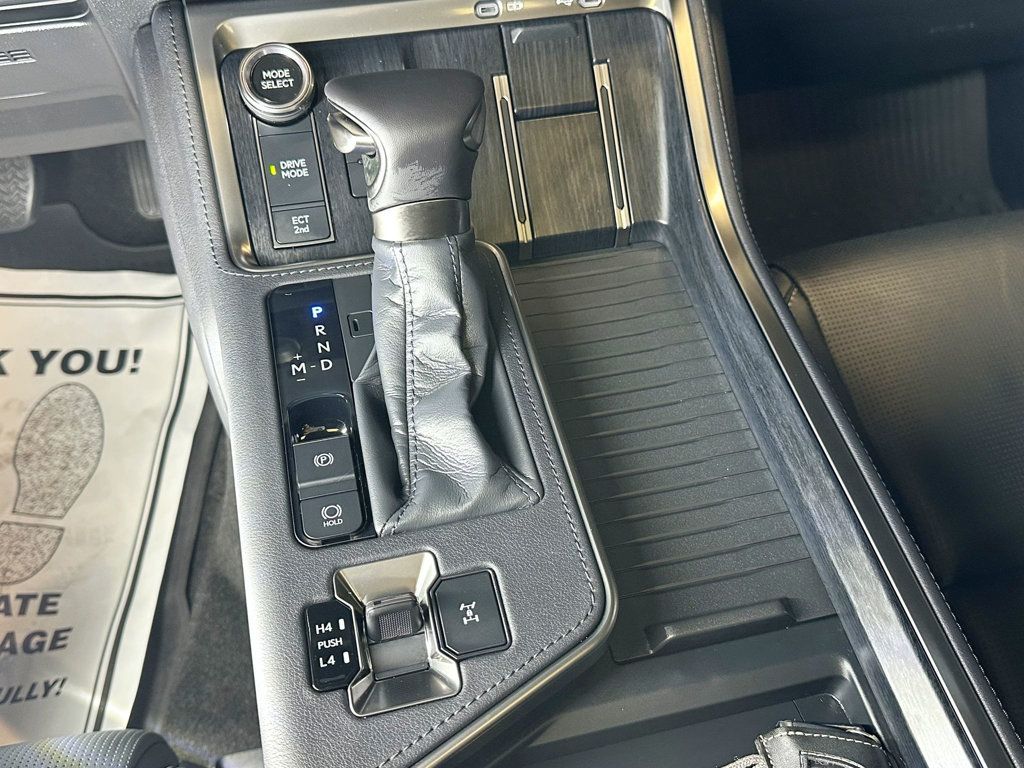 2026 Lexus GX LUXURY +  - 23058456 - 37