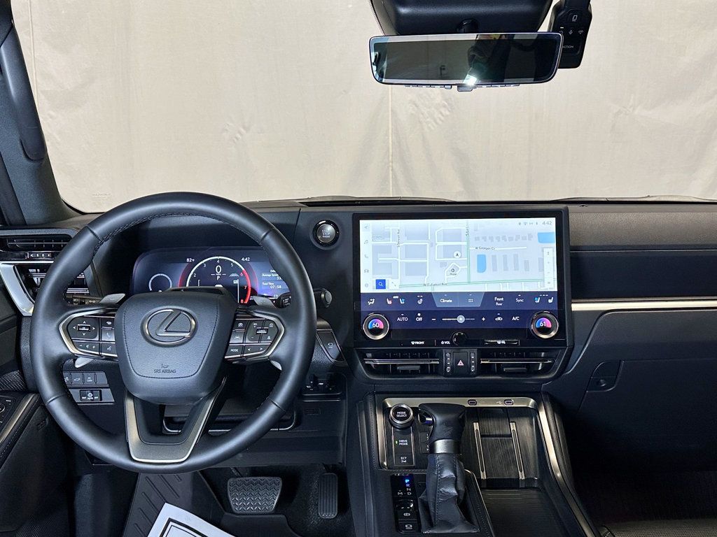 2026 Lexus GX LUXURY +  - 23058456 - 42