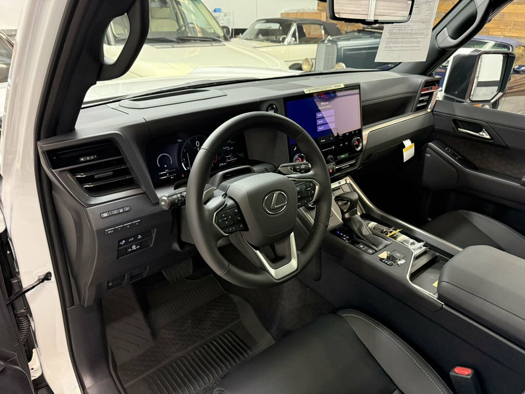 2026 Lexus GX Luxury Plus/Heated&Cooled Massaging Seats/Mark Levinson Audio - 23097597 - 9
