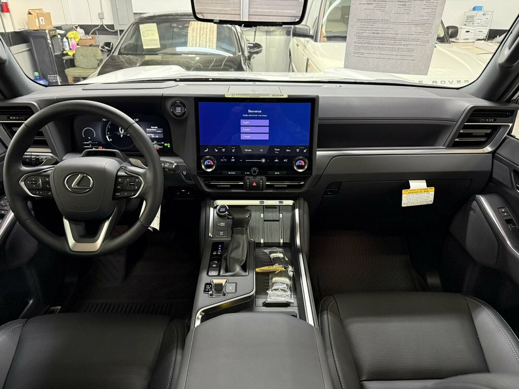 2026 Lexus GX Luxury Plus/Heated&Cooled Massaging Seats/Mark Levinson Audio - 23097597 - 11