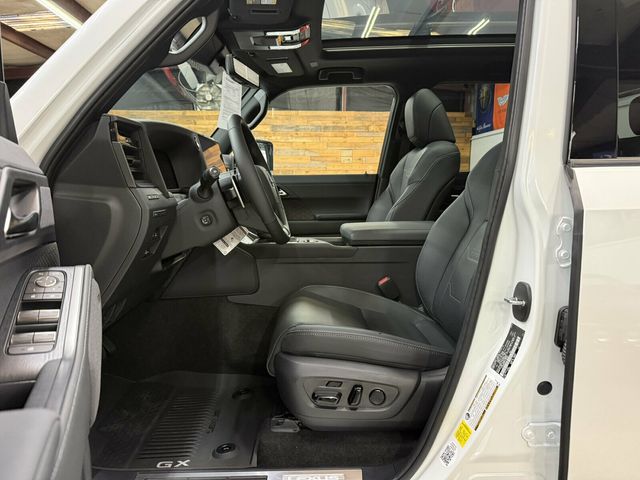2026 Lexus GX Luxury Plus/Heated&Cooled Massaging Seats/Mark Levinson Audio - 23097597 - 18