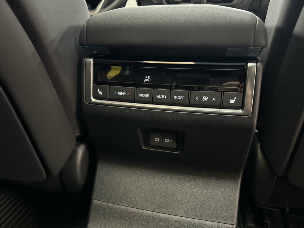 2026 Lexus GX Luxury Plus/Heated&Cooled Massaging Seats/Mark Levinson Audio - 23097597 - 28