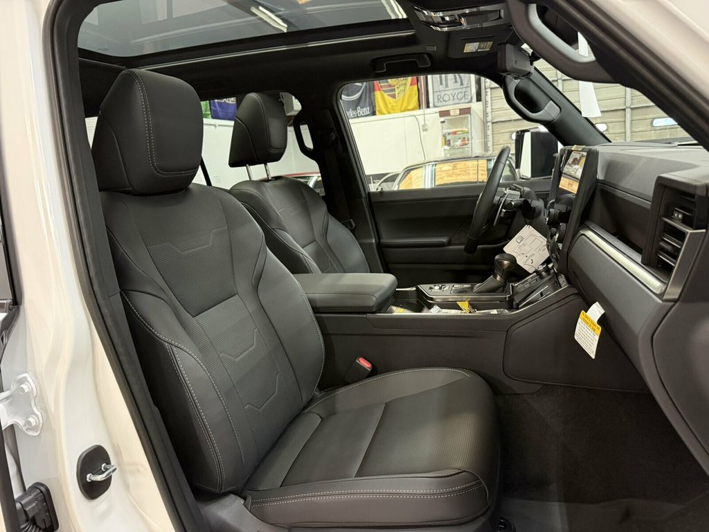 2026 Lexus GX Luxury Plus/Heated&Cooled Massaging Seats/Mark Levinson Audio - 23097597 - 32