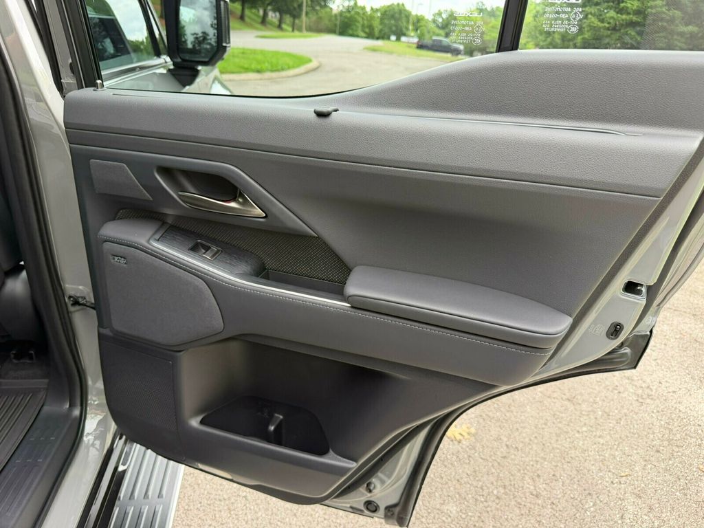 2026 Lexus GX Mark Levinson Premium Audio, Head-Up Display, Cold Area Package - 23032285 - 25