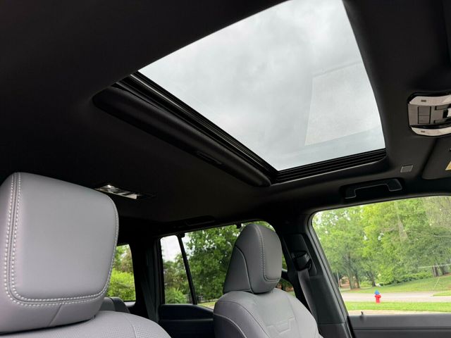 2026 Lexus GX Mark Levinson Premium Audio, Head-Up Display, Cold Area Package - 23032285 - 32