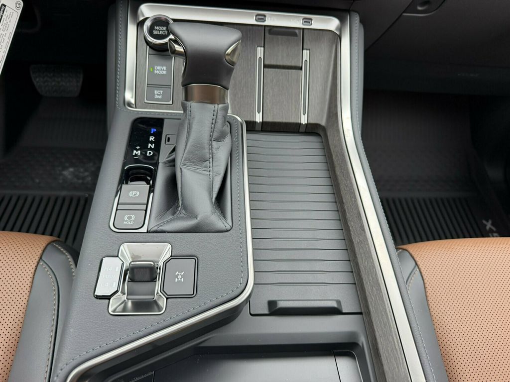 2026 Lexus GX Premium Plus Pkg/Heated&Cooled Seats/Mark Levinson Audio/Sunroof - 23089872 - 29