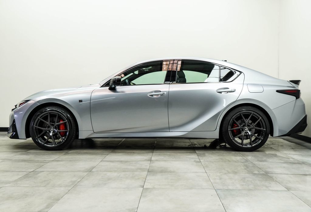 Lexus IS photo 10
