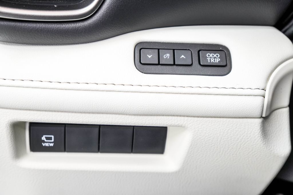 Lexus IS photo 41
