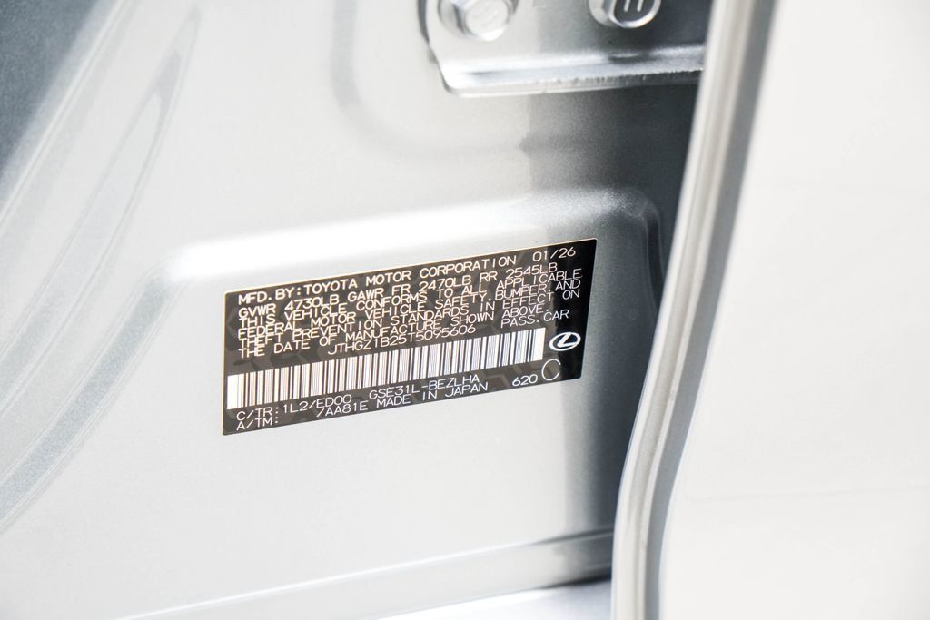Lexus IS photo 45