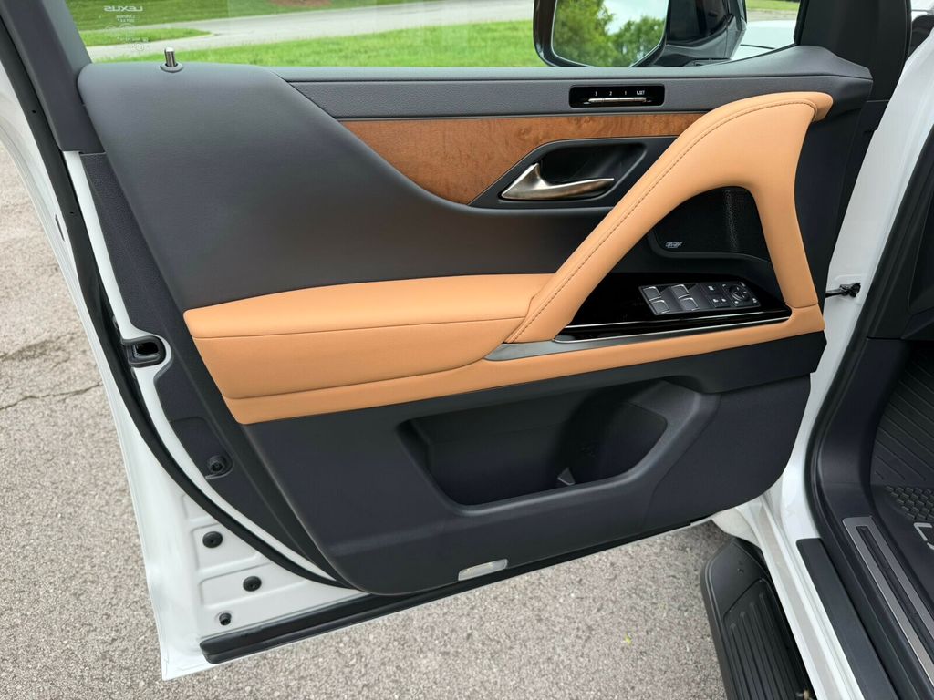 2026 Lexus LX Appearance Package, Premium Paint, PPF, All Weather Floor Mats - 23032283 - 14