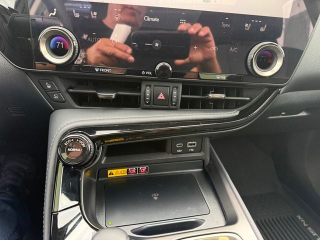 2026 Lexus NX *NX 350h LUX AWD*20"WHLS*MARK LEVINSON*PANO*PWR HTD REAR SEATS* - 23008449 - 15