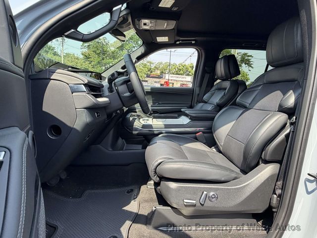 2026 Lincoln Navigator Reserve 4x4 - 23048139 - 9