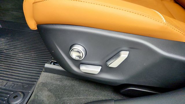 2026 Lucid Gravity Grand Touring AWD w/ Upgraded Orion Wheels in Platinum - 23012566 - 11