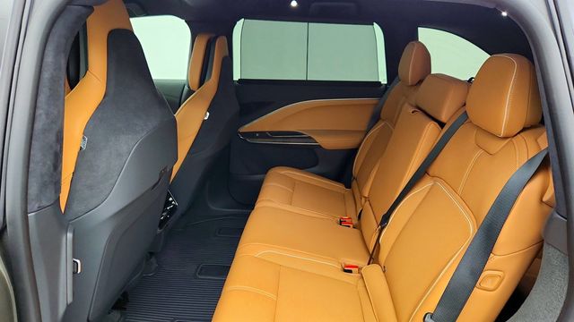 2026 Lucid Gravity Grand Touring AWD w/ Upgraded Orion Wheels in Platinum - 23012566 - 29