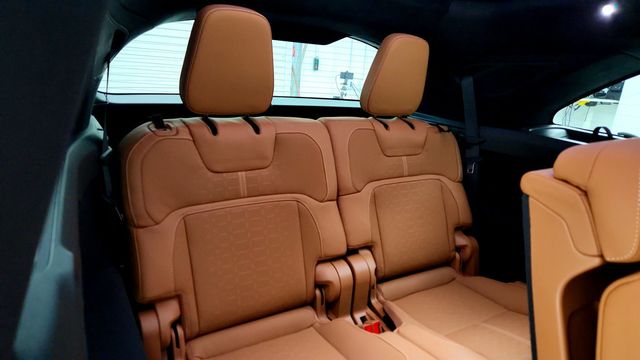 2026 Lucid Gravity Grand Touring AWD w/ Upgraded Orion Wheels in Platinum - 23012566 - 31