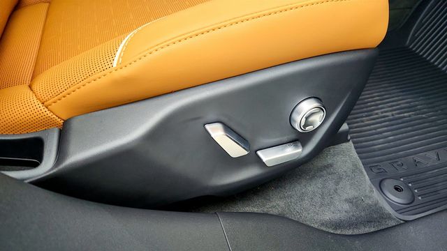 2026 Lucid Gravity Grand Touring AWD w/ Upgraded Orion Wheels in Platinum - 23012566 - 37