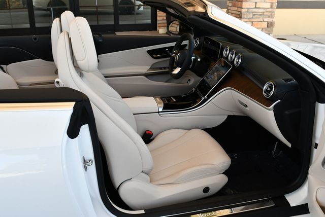 2026 Mercedes-Benz CLE CLE 450 4MATIC Cabriolet W/Pinnacle Trim & Night Package - 23024311 - 19