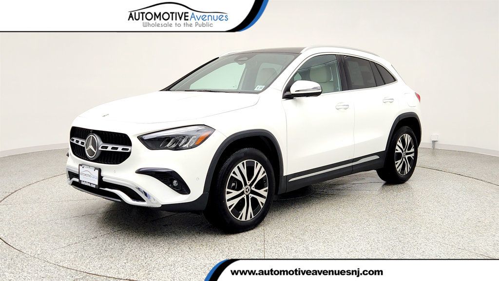 2026 Mercedes-Benz GLA GLA 250 4MATIC SUV, Exclusive w/ Pano. Sunroof & Surround View - 23002132 | Video 1